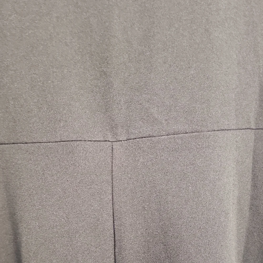 Boohoo Plus Black Midi Dress with Short Sleeves - Picture 10 of 12